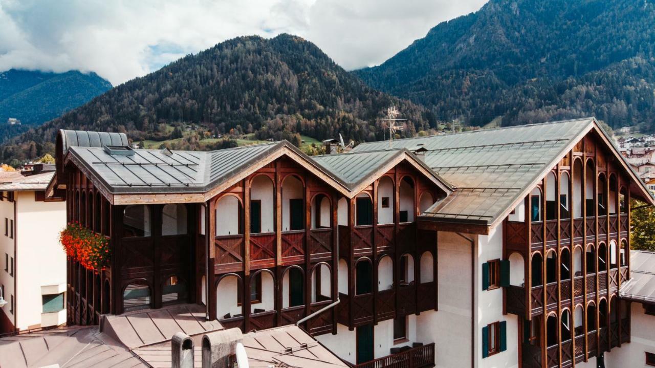 Hotel Isolabella Wellness Fiera Di Primiero Buitenkant foto